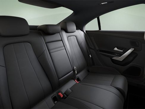 Used 2025 Mercedes-Benz CLA 250 image 40