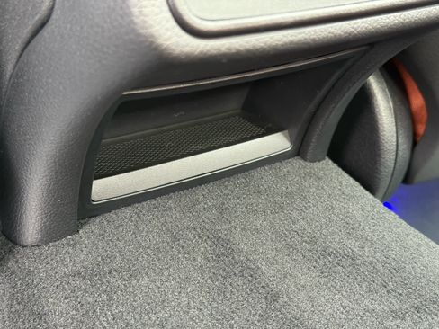 Used 2025 Mercedes-Benz C 300 4MATIC Sedan image 31