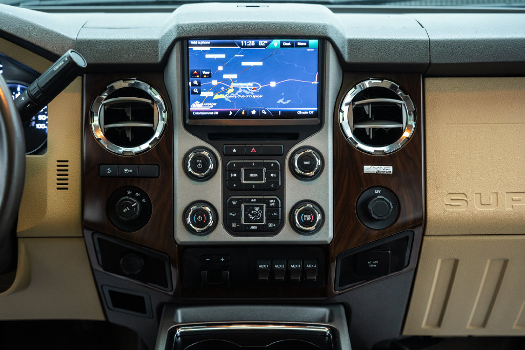Used 2013 Ford F250 Lariat w/ Lariat Ultimate Pkg AWD/4WD image 24