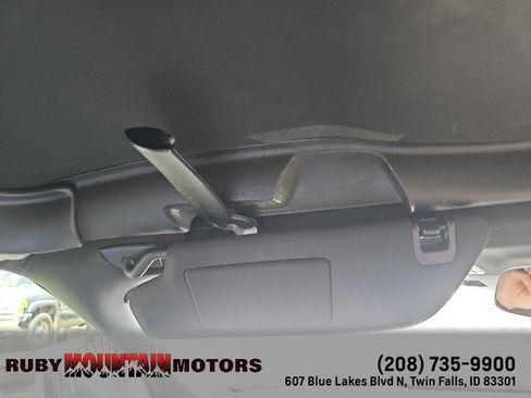 Used 2016 Chevrolet Corvette Stingray Coupe w/ 2LT Preferred Equipment Group RWD image 32