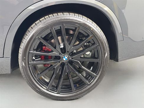 New 2026 BMW X5 xDrive40i AWD/4WD image 31