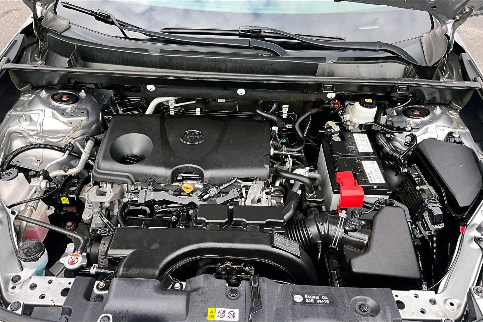 Used 2019 Toyota RAV4 LE AWD/4WD image 11