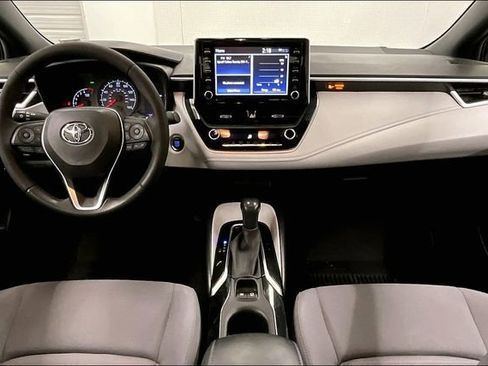Used 2020 Toyota Corolla SE w/ SE Premium Package image 18