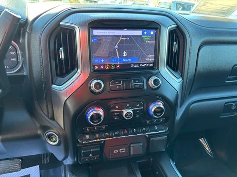 Used 2020 GMC Sierra 2500 Denali w/ Denali Ultimate Package image 23