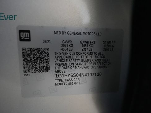Used 2022 Chevrolet Bolt EUV LT FWD image 28