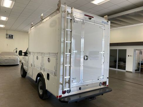 New 2026 Ford E-350 and Econoline 350 Super Duty w/ Power Equipment Group image 7