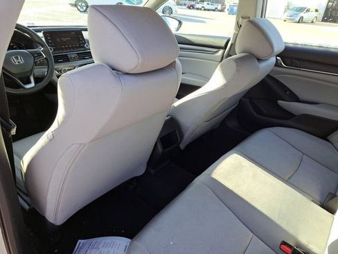 Certified 2018 Honda Accord LX image 18