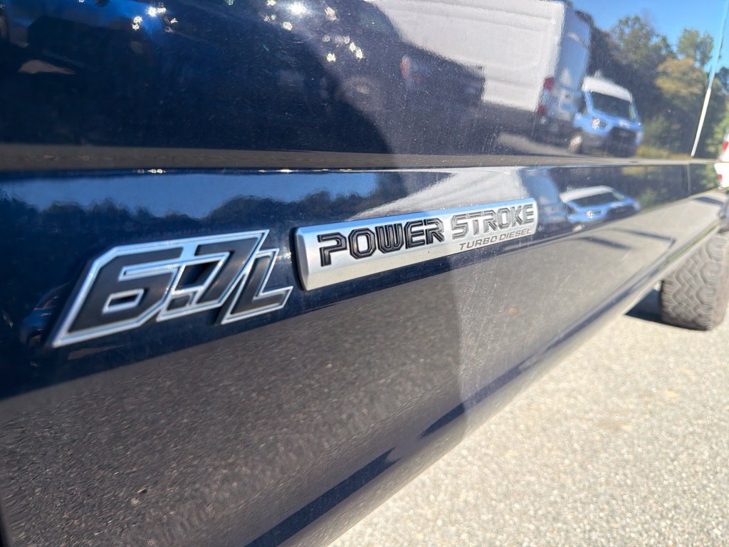 Used 2022 Ford F350 Lariat w/ Tremor Off-Road Package AWD/4WD image 4