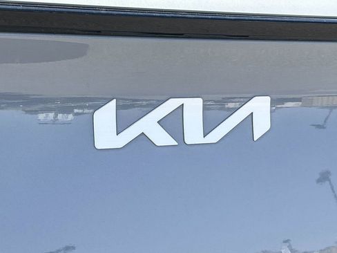 Used 2024 Kia Sportage SX FWD image 12