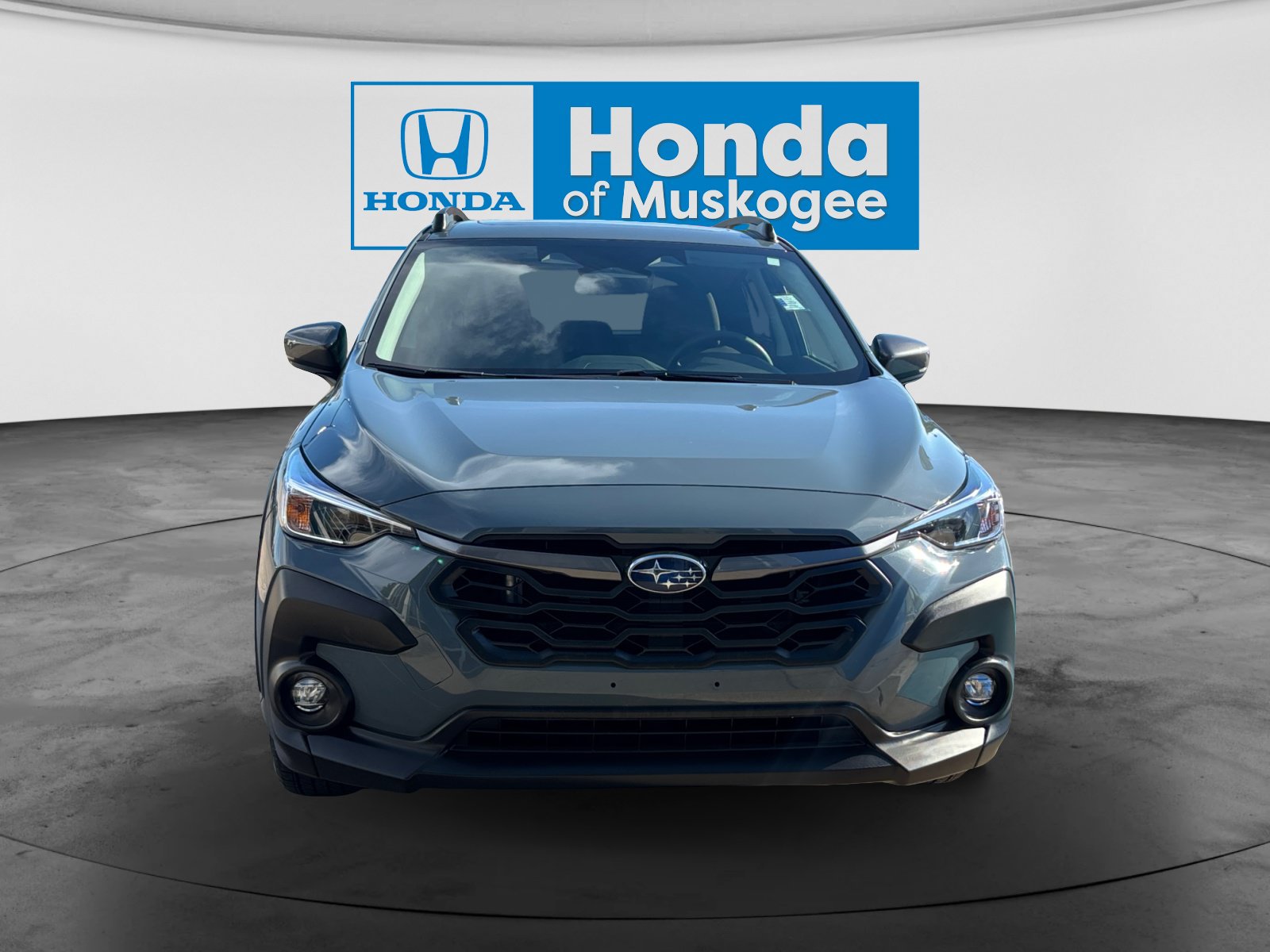 Used 2024 Subaru Crosstrek 2.0i Premium AWD/4WD image 2