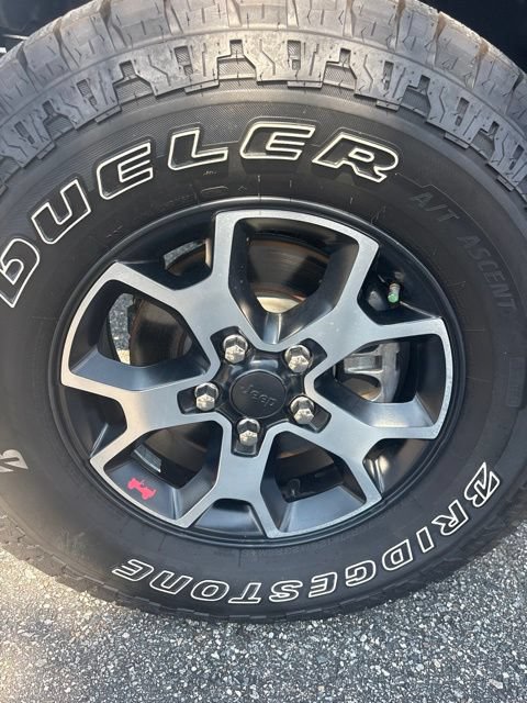 Used 2019 Jeep Wrangler Rubicon AWD/4WD image 10