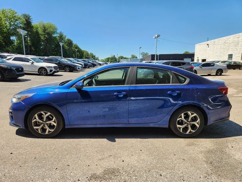Used 2021 Kia Forte LXS FWD image 5