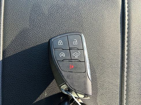 Used 2024 Chevrolet Silverado 1500 LT Trail Boss w/ Convenience Package II image 37