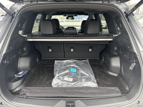 Used 2025 Subaru Forester Limited image 16