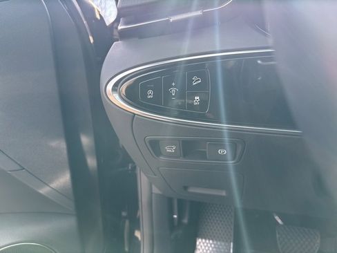 Used 2023 Genesis GV70 2.5T w/ Select Package image 21