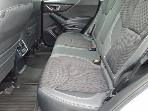 Certified 2023 Subaru Forester Premium image 18