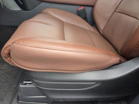 New 2026 Lincoln Aviator Reserve w/ Luxury Package RWD image 13