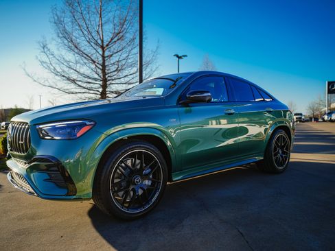 New 2026 Mercedes-Benz GLE 53 AMG 4MATIC Coupe image 9