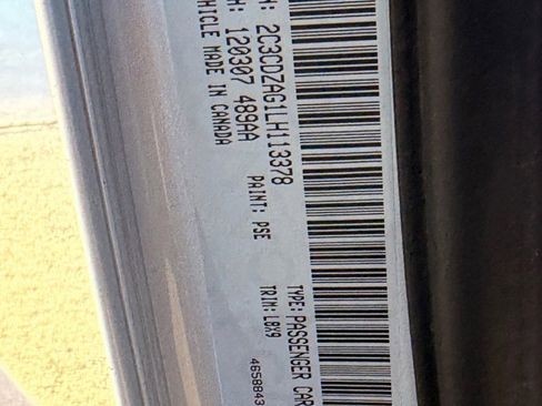 Used 2020 Dodge Challenger SXT w/ Driver Convenience Group image 13