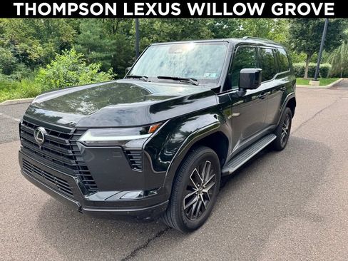 Used 2025 Lexus GX 550 w/ Accessory Package (2T) AWD/4WD image 1