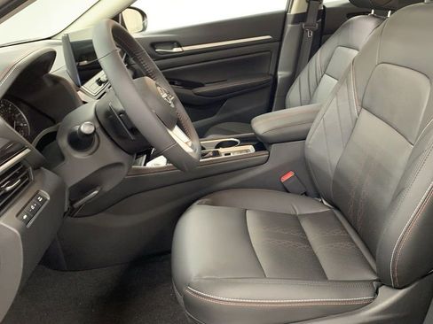 New 2025 Nissan Altima 2.5 SR w/ SR Premium Package image 13