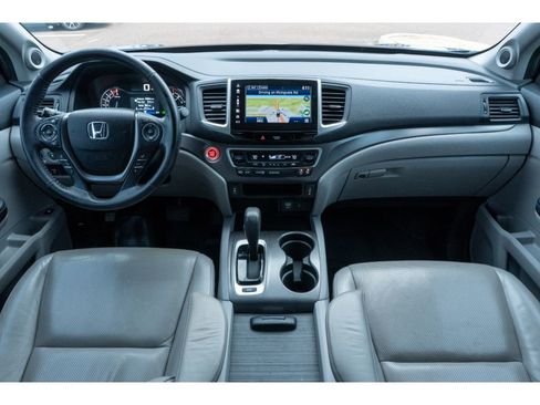 Used 2018 Honda Ridgeline RTL-T image 17