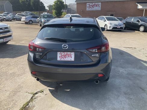Used 2015 MAZDA MAZDA3 i Touring w/ Technology Package FWD image 3