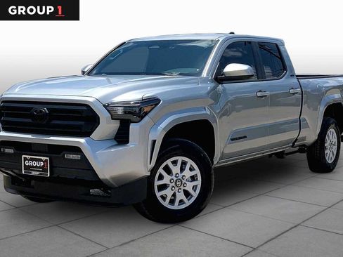 Used 2026 Toyota Tacoma SR5 AWD/4WD image 1