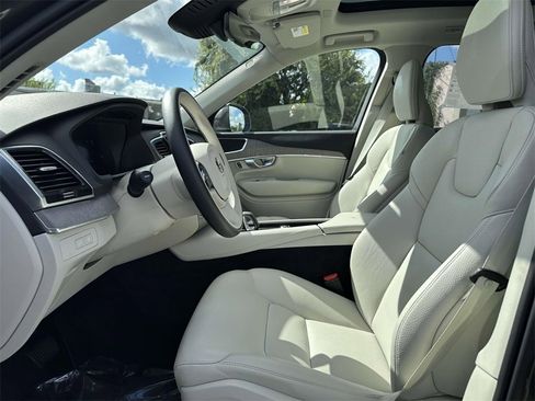 Certified 2024 Volvo XC90 T8 Plus image 21