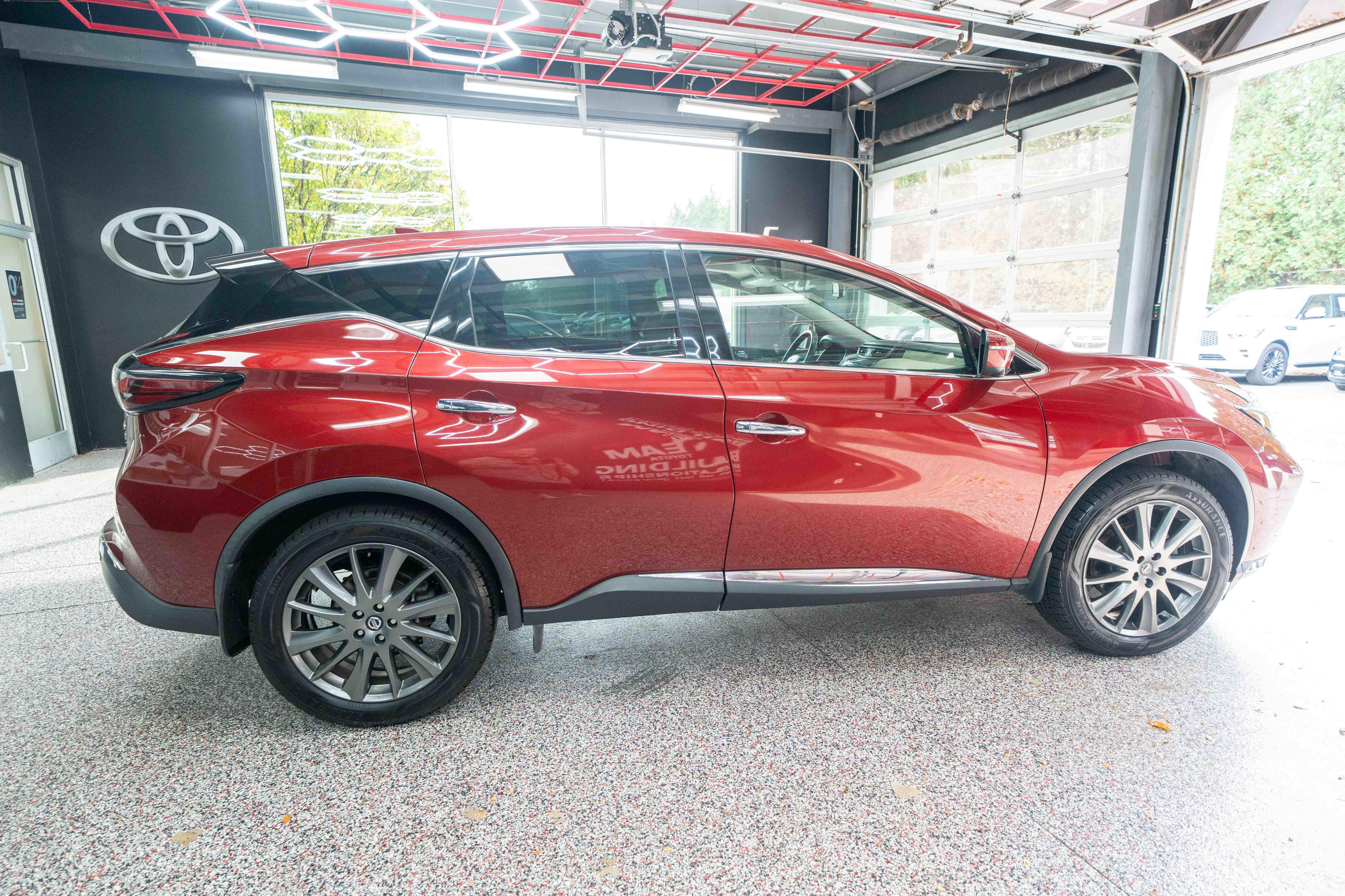 Used 2021 Nissan Murano SV w/ SV Special Edition Package AWD/4WD image 4