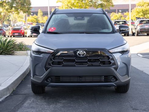 New 2026 Toyota Corolla Cross LE w/ Moonroof Package FWD image 2