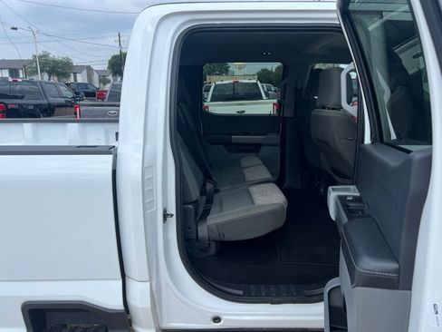 Used 2024 Ford F250 XLT AWD/4WD image 11