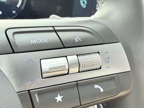 Used 2024 Hyundai Sonata Limited image 40