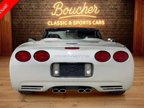 Used 2004 Chevrolet Corvette Convertible w/ Preferred Equipment Group RWD image 4
