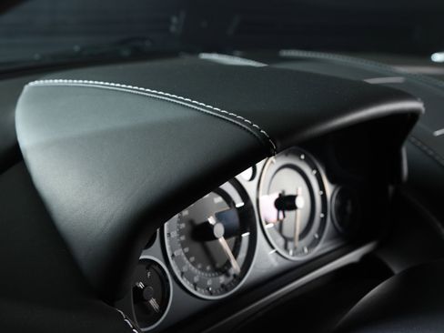 Used 2009 Aston Martin DBS Coupe RWD image 29