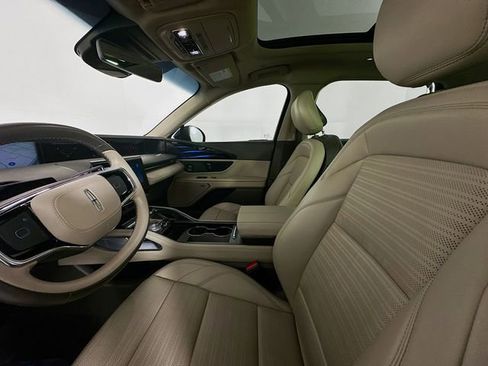 Used 2024 Lincoln Nautilus Reserve w/ Equipment Group 202A image 21