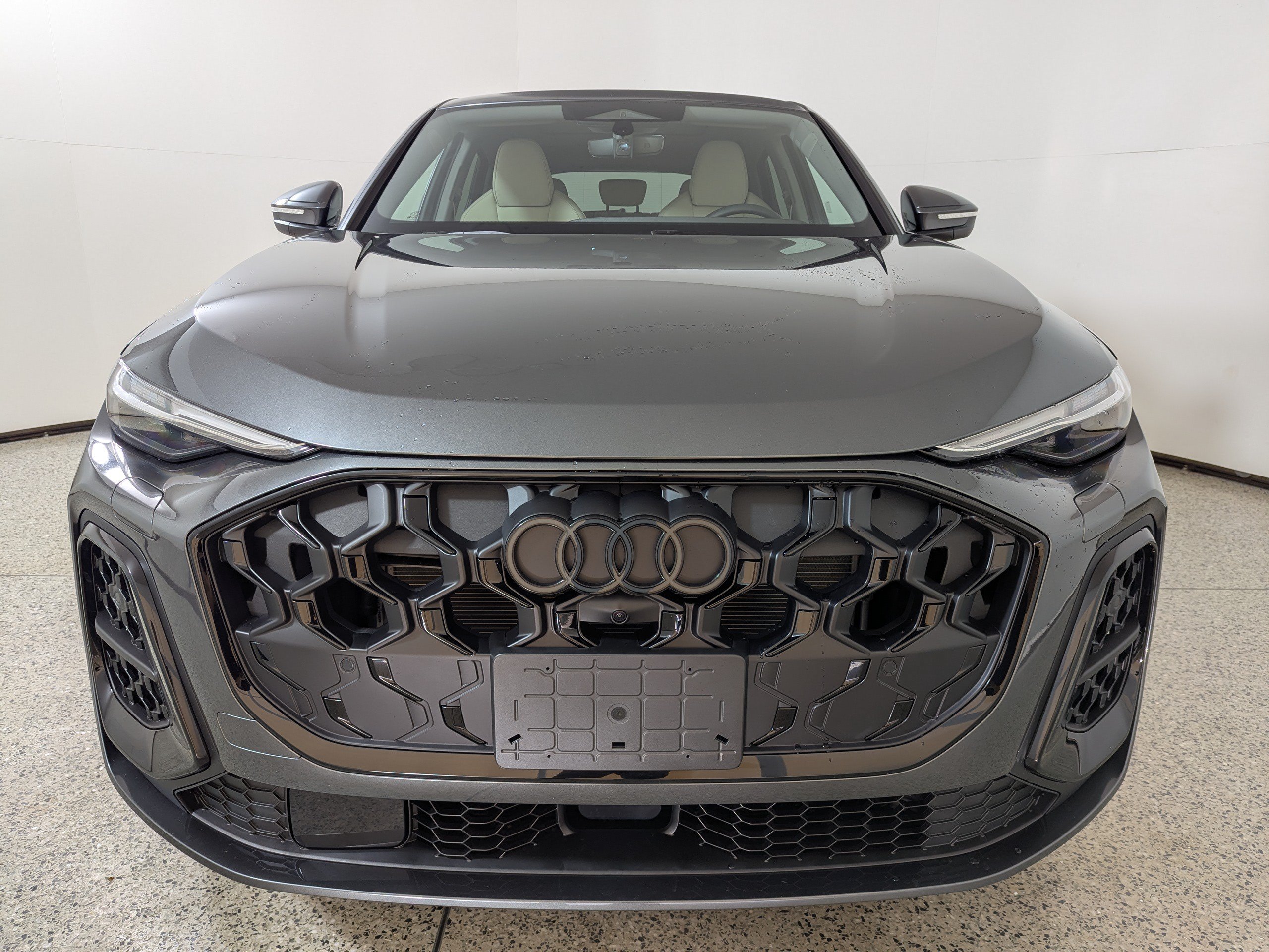 New 2026 Audi Q5 Premium Plus AWD/4WD image 2