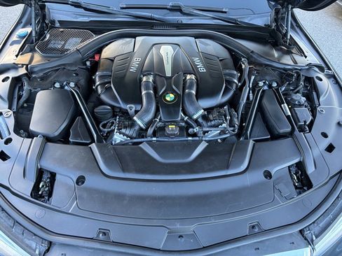 Used 2016 BMW 750i xDrive image 36