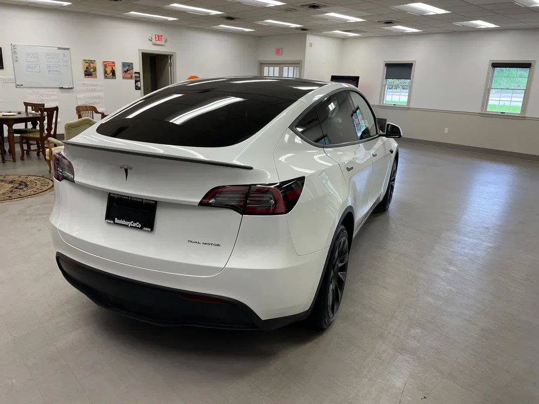 Used 2023 Tesla Model Y AWD image 38