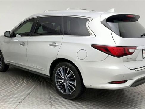 Used 2019 INFINITI QX60 Luxe w/ Sensory Package image 4