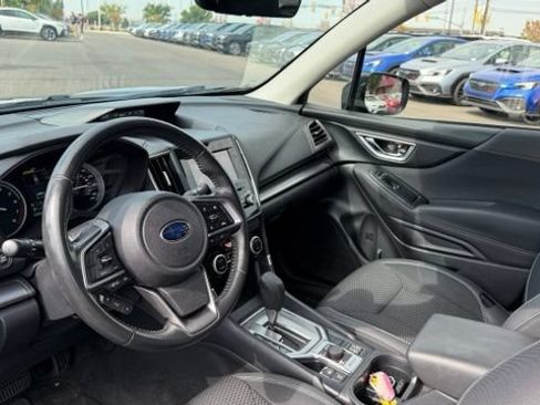 Used 2019 Subaru Forester Premium AWD/4WD image 17