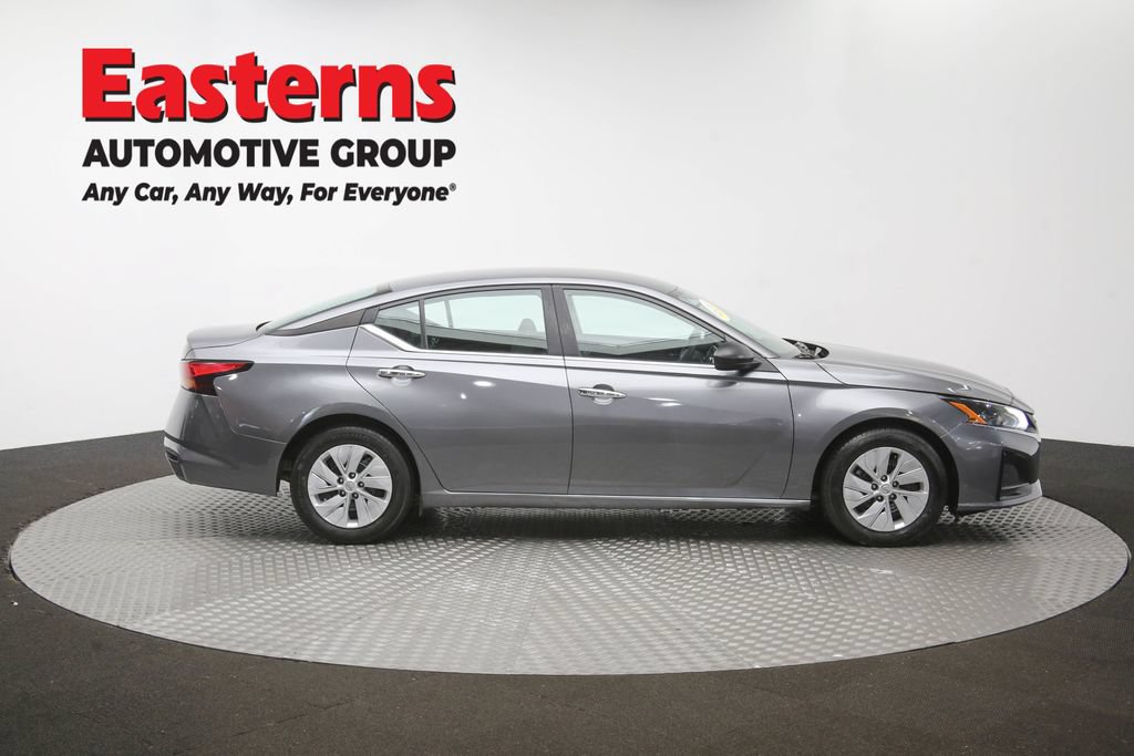 Used 2024 Nissan Altima 2.5 S FWD image 42