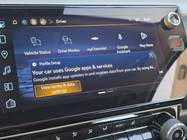 Certified 2027 Chevrolet Bolt LT w/ Comfort Package FWD image 24
