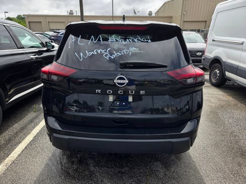 Used 2025 Nissan Rogue SV FWD image 7