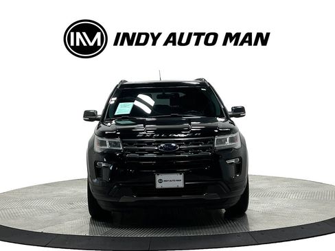 Used 2018 Ford Explorer XLT w/ Equipment Group 202A AWD/4WD image 10