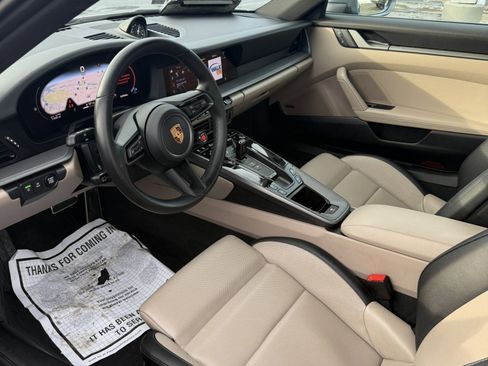Used 2025 Porsche 911 Carrera image 14