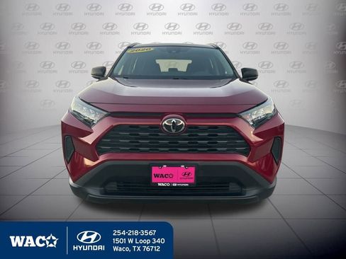 Used 2020 Toyota RAV4 LE image 18