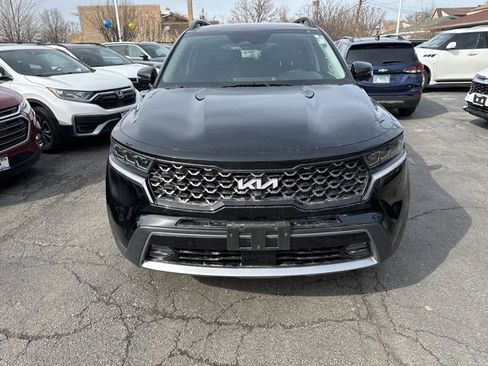 Used 2023 Kia Sorento SX Prestige image 2