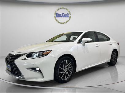 Used 2017 Lexus ES 350 w/ Navigation System Package