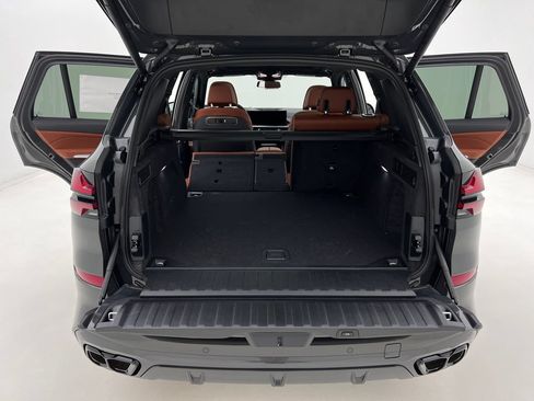 New 2026 BMW X5 M60i w/ Climate Comfort Package AWD/4WD image 7